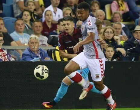 战术迎接挑 战术迎接挑