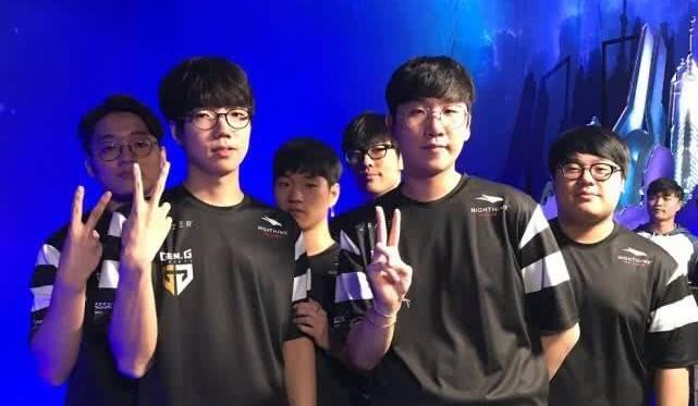 一位备受瞩 一位备受瞩