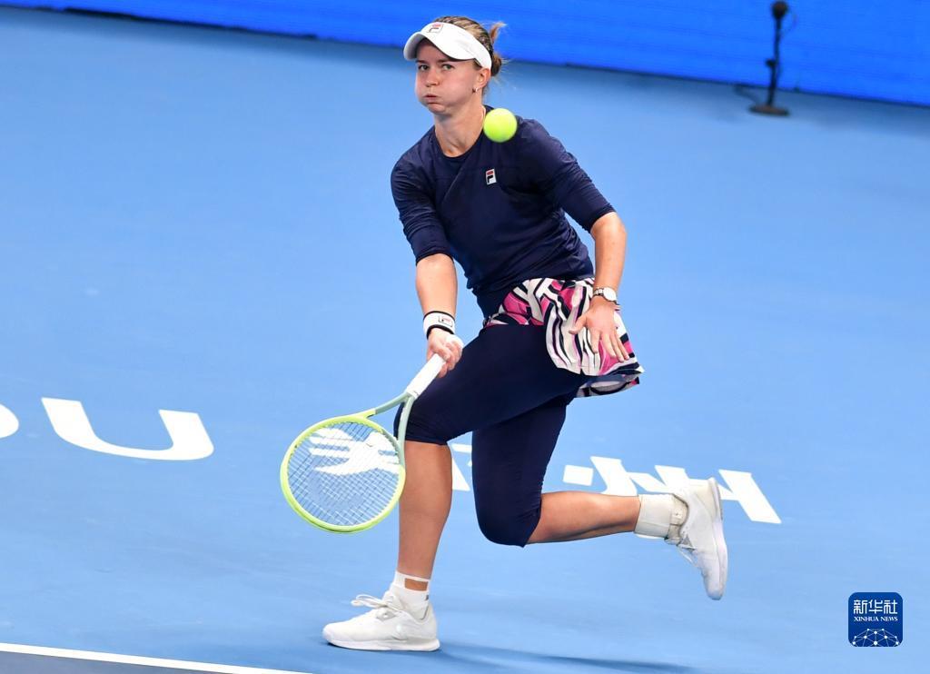 与格拉斯纳 与格拉斯纳