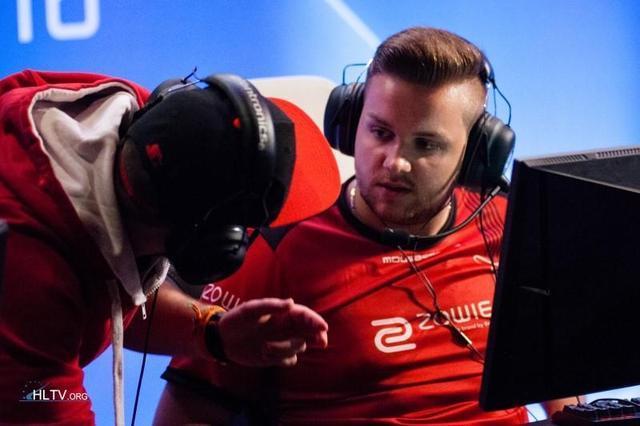 与俱乐部赛 与俱乐部赛